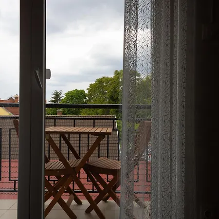 Six Corners - Mystic Corner Apartament